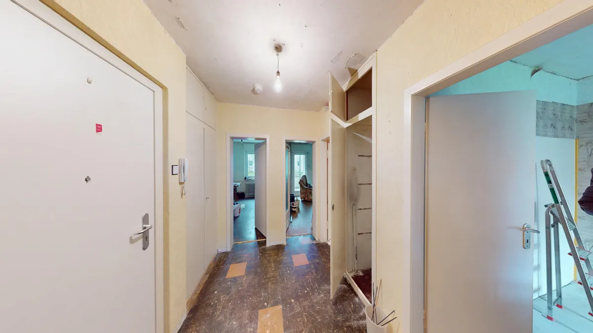 Flur vor der Sanierung in Dortmund-Hörde